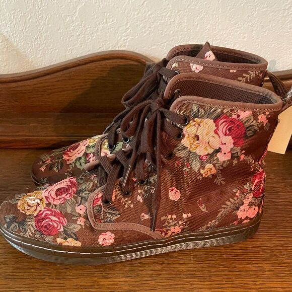 Dr Marten Woman's Boots Size 8 Brown Floral Canvas Shoreditch Airware Lace Up - Picture 3 of 12